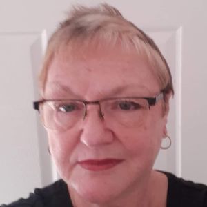 Meet your Posher, Dianna